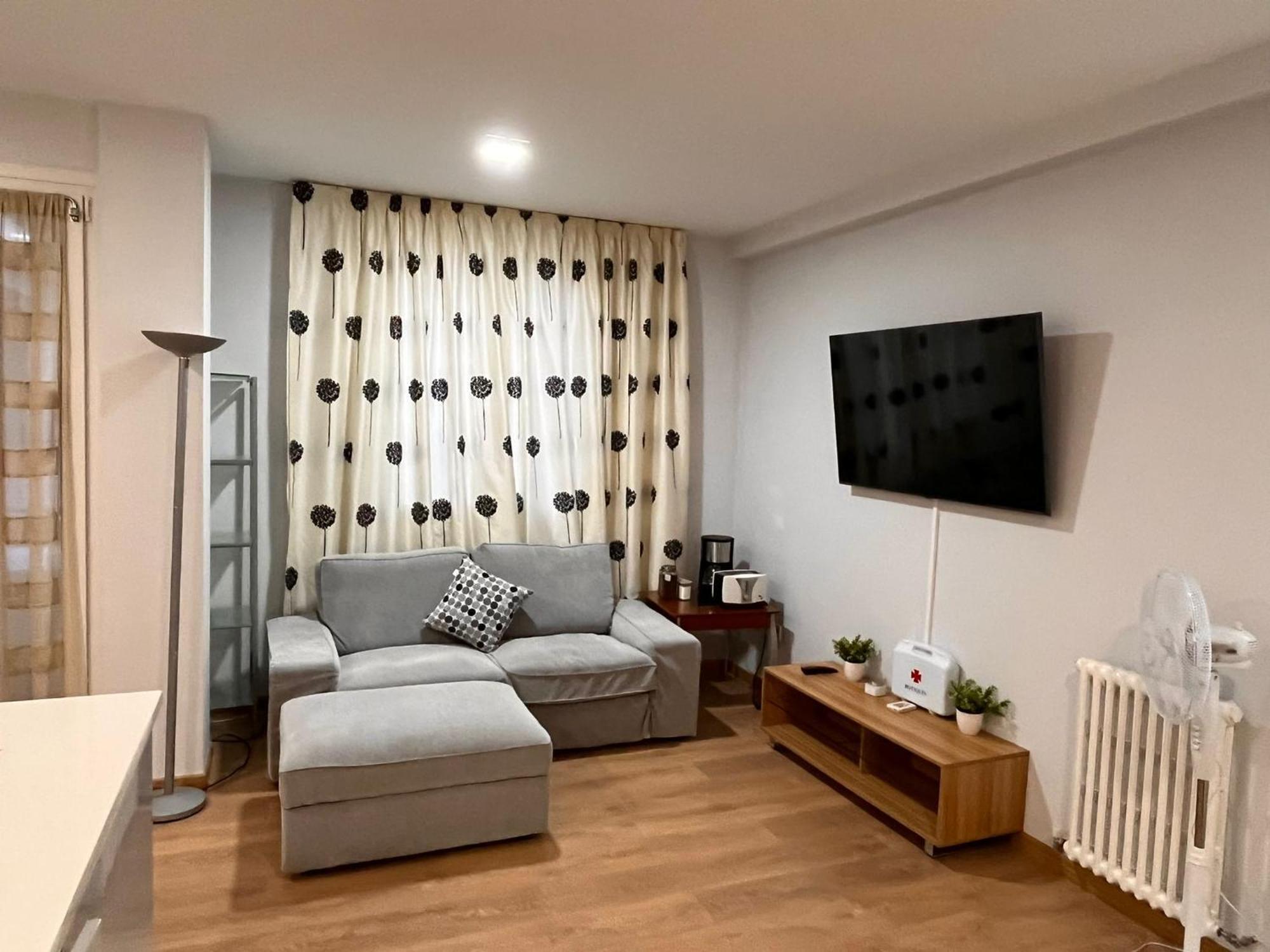 Habitacion En Vivienda Centrica Bilbao Apartment Phòng bức ảnh